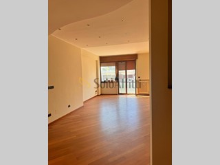 Quadrilocale in Affitto a Pescara, zona Piazza Salotto, 1'400&euro;, 140 m²