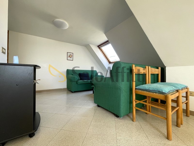 Bilocale in Affitto a Catanzaro, zona Stadio - Ospedale, 400&euro;, 60 m², arredato
