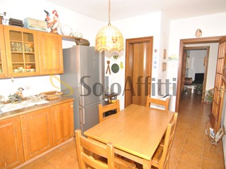 Appartamento in Affitto a Livorno, zona Fabbricotti, 1'000&euro;, 90 m², arredato