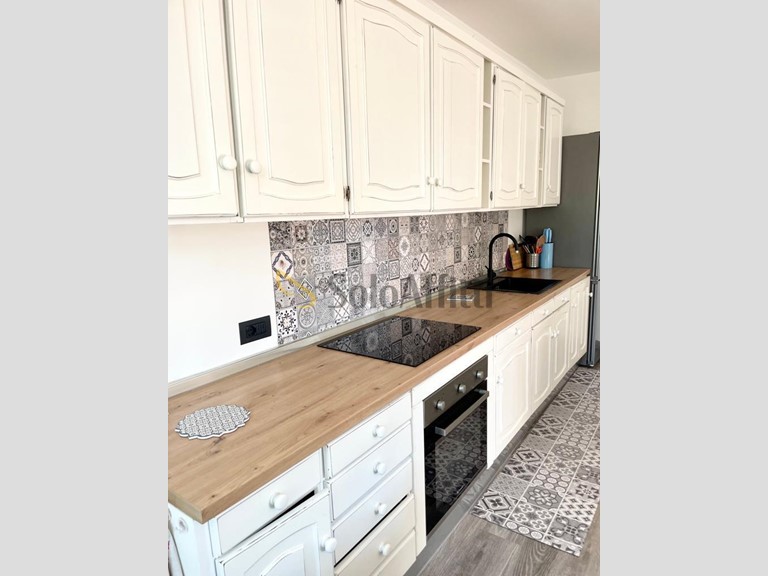 Bilocale in Affitto a Bari, zona Mungivacca, 750&euro;, 70 m², arredato