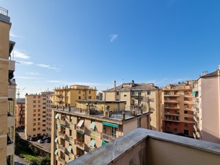 Appartamento in Affitto a Genova, zona Sestri Ponente, 550&euro;, 80 m², con Box