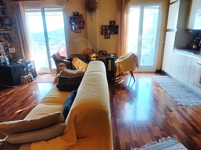 Bilocale in Vendita a Imperia, zona Isolalunga, 135'000&euro;, 45 m²