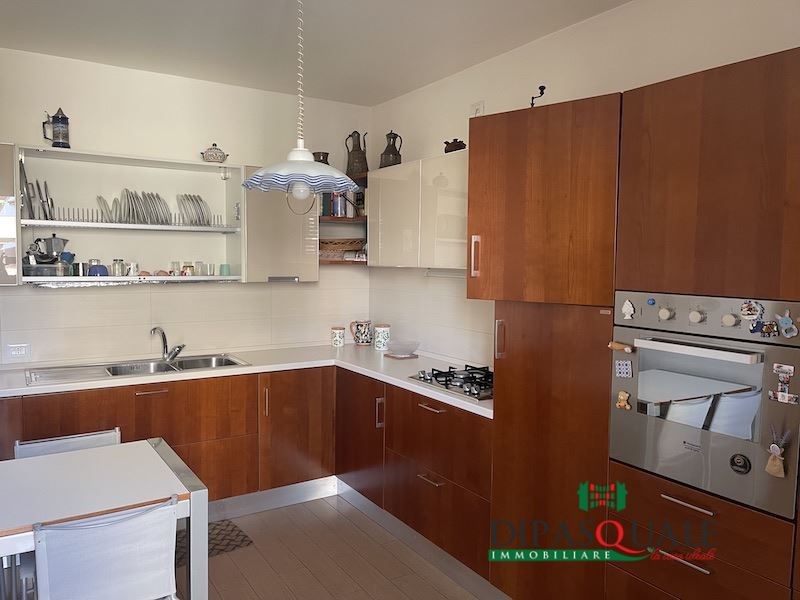 Appartamento in Vendita a Ragusa, 230'000&euro;, 145 m²