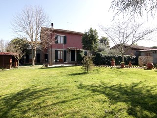 Appartamento in Vendita a Montepulciano, zona Montepulciano Stazione, 179'000&euro;, 145 m²