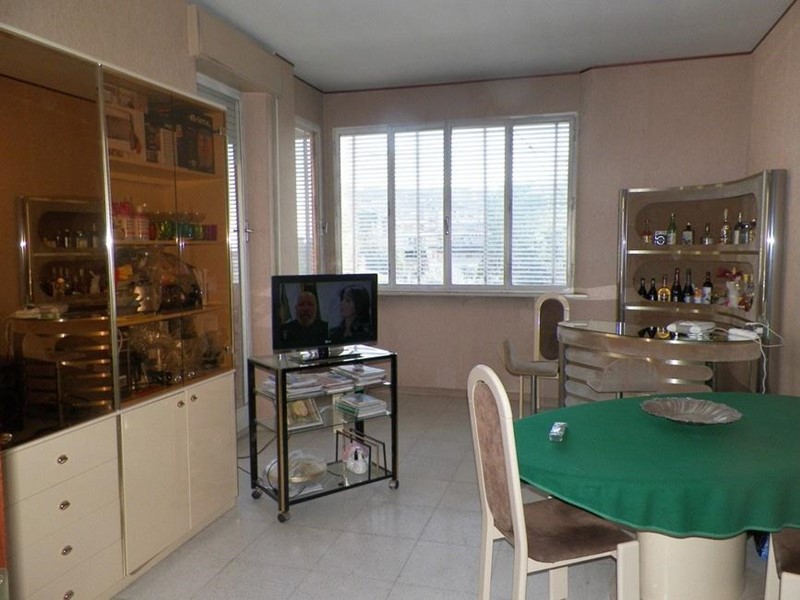 Quadrilocale in Vendita a Siena, 185'000&euro;, 80 m²