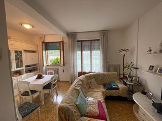 Appartamento in Vendita a Siena, 275'000&euro;, 140 m²