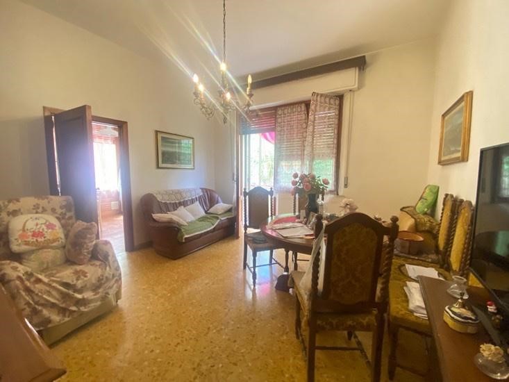 Appartamento in Vendita a Siena, 210'000&euro;, 100 m²