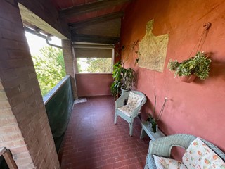 Appartamento in Vendita a Siena, zona Coroncina, 380'000&euro;, 240 m²