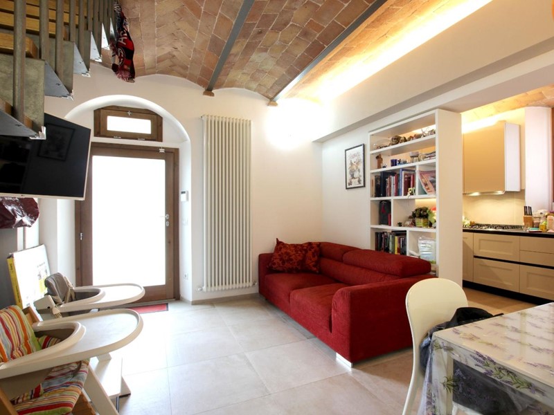 Appartamento in Vendita a Monteriggioni, zona Badesse, 230'000&euro;, 95 m²