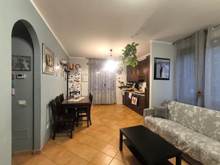 Quadrilocale in Vendita a Rapolano Terme, zona Serre di Rapolano, 130'000&euro;, 116 m², con Box