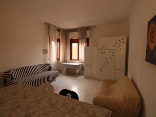 Trilocale in Vendita a Siena, 250'000&euro;, 73 m², arredato