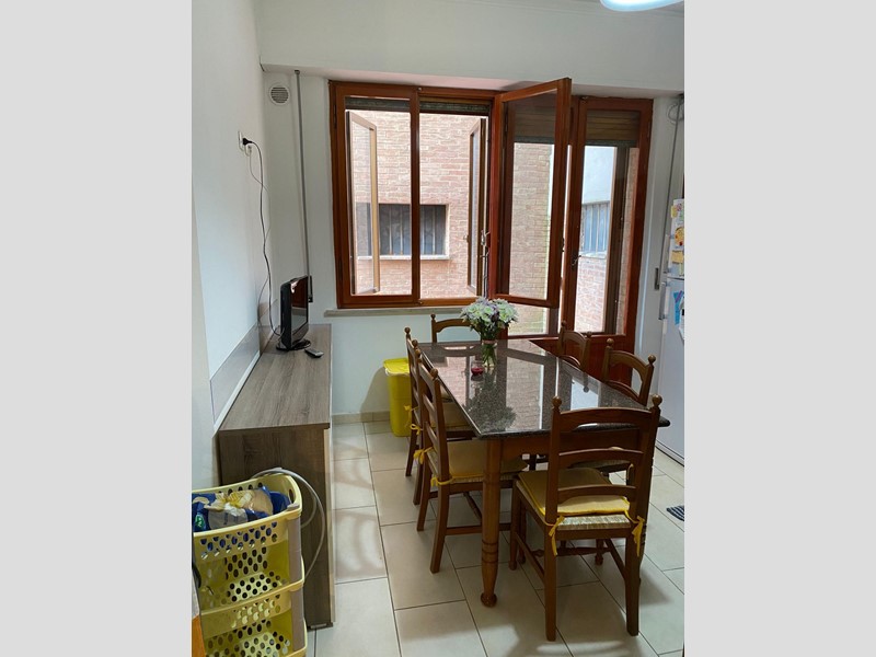 Quadrilocale in Vendita a Siena, 295'000&euro;, 100 m²