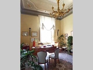 Appartamento in Vendita a Lucca, 470'000&euro;, 200 m²
