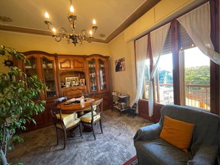 Appartamento in Vendita a Siena, 350'000&euro;, 115 m², con Box