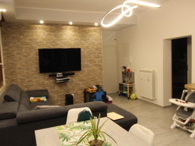 Quadrilocale in Vendita a Buonconvento, 168'000&euro;, 90 m², arredato