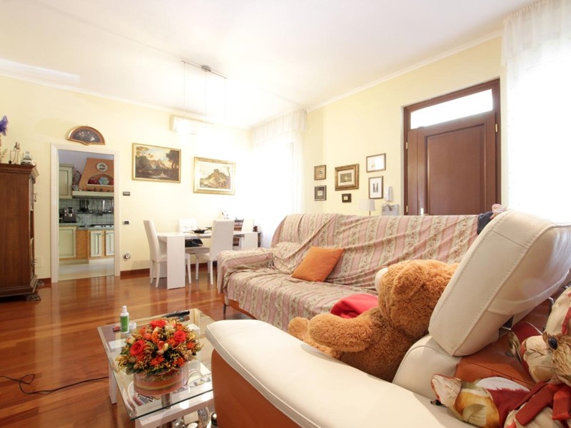 Appartamento in Vendita a Siena, 620'000&euro;, 200 m²