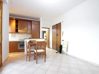 Trilocale in Vendita a Castelnuovo Berardenga, zona Quercegrossa, 139'000&euro;, 65 m²