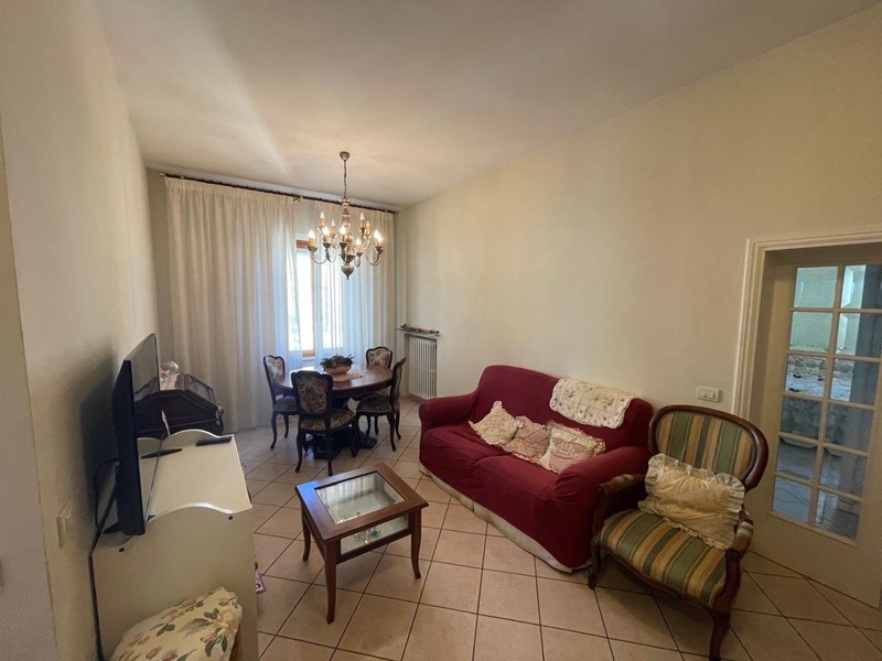 Quadrilocale in Vendita a Siena, zona Costalpino, 290'000&euro;, 90 m², con Box