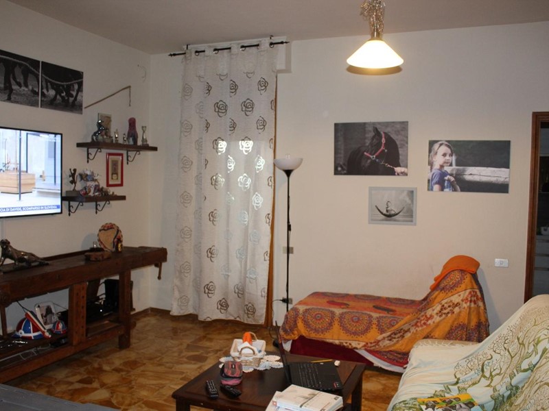 Appartamento in Vendita a Monteroni d'Arbia, 315'000&euro;, 187 m²