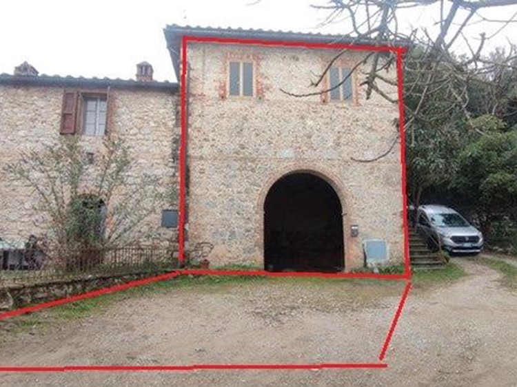 Quadrilocale in Vendita a Monteriggioni, 85'000&euro;, 87 m²