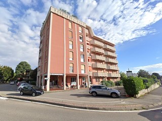 Quadrilocale in Vendita a Lissone, 143'550&euro;, 156 m², con Box