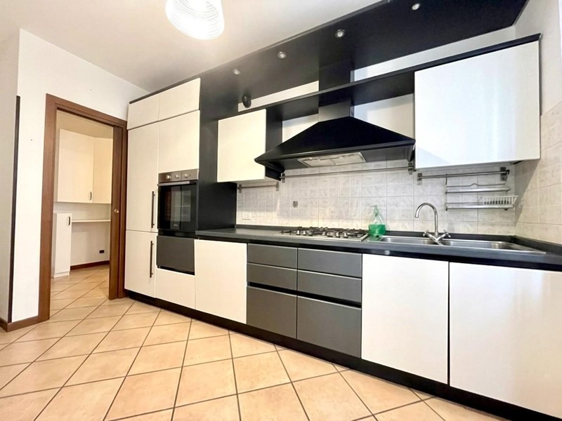 Quadrilocale in Vendita a Ponsacco, 159'000&euro;, 85 m², con Box