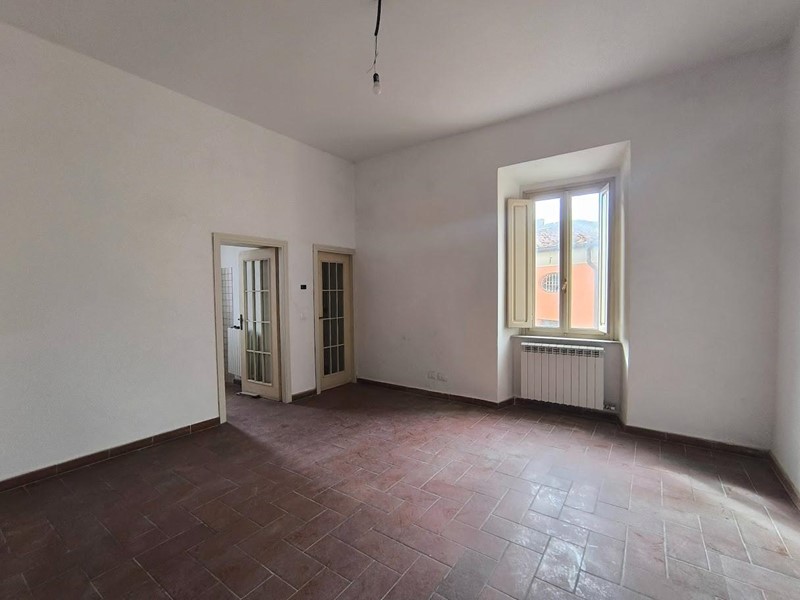 Appartamento in Vendita a San Giuliano Terme, 250'000&euro;, 190 m²