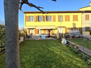 Appartamento in Vendita a Capannori, zona Lammari, 285'000&euro;, 110 m²