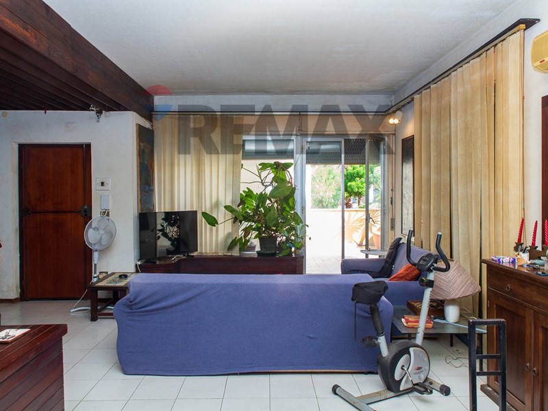 Quadrilocale in Vendita a Tremestieri Etneo, 180'000&euro;, 130 m²
