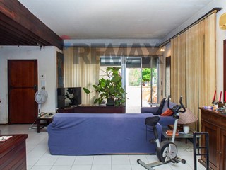 Quadrilocale in Vendita a Tremestieri Etneo, 180'000&euro;, 130 m²