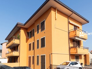 Attico in Vendita a Arcore, 270'000&euro;, 120 m²