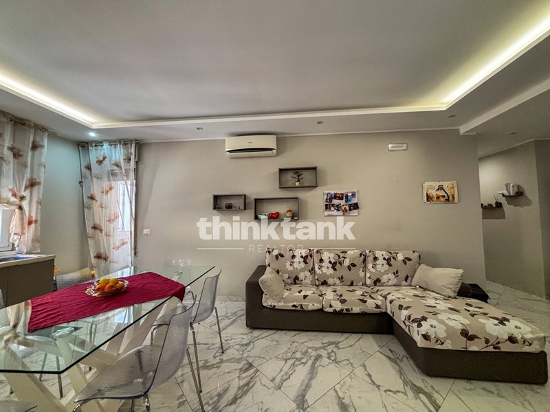 Appartamento in Vendita a Siracusa, 155'000&euro;, 145 m²