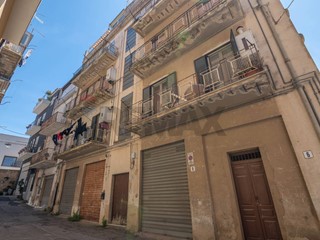 Appartamento in Vendita a Caltagirone, 43'000&euro;, 116 m²