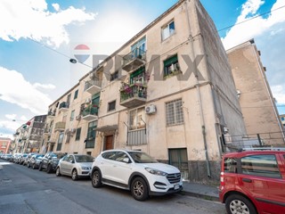 Trilocale in Vendita a Catania, 78'000&euro;, 88 m²