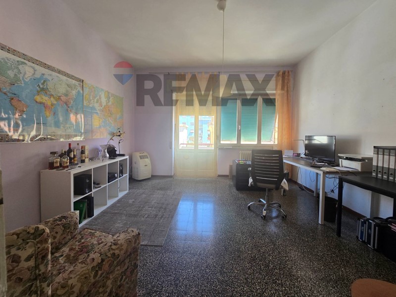 Quadrilocale in Vendita a Piombino, 128'000&euro;, 90 m²