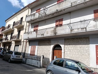 Trilocale in Vendita a Ceppaloni, 30'000&euro;, 97 m²