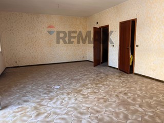Appartamento in Vendita a Bagheria, 115'000&euro;, 151 m²