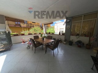 Appartamento in Vendita a Carini, 170'000&euro;, 305 m²