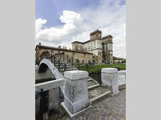 Bilocale in Affitto a Robecco sul Naviglio, 900&euro;, 80 m²