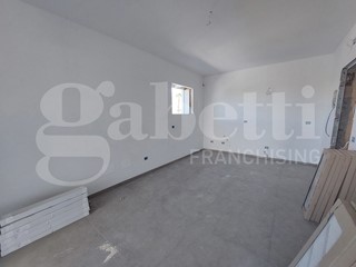 Trilocale in Vendita a Alba Adriatica, 206'000&euro;, 105 m²