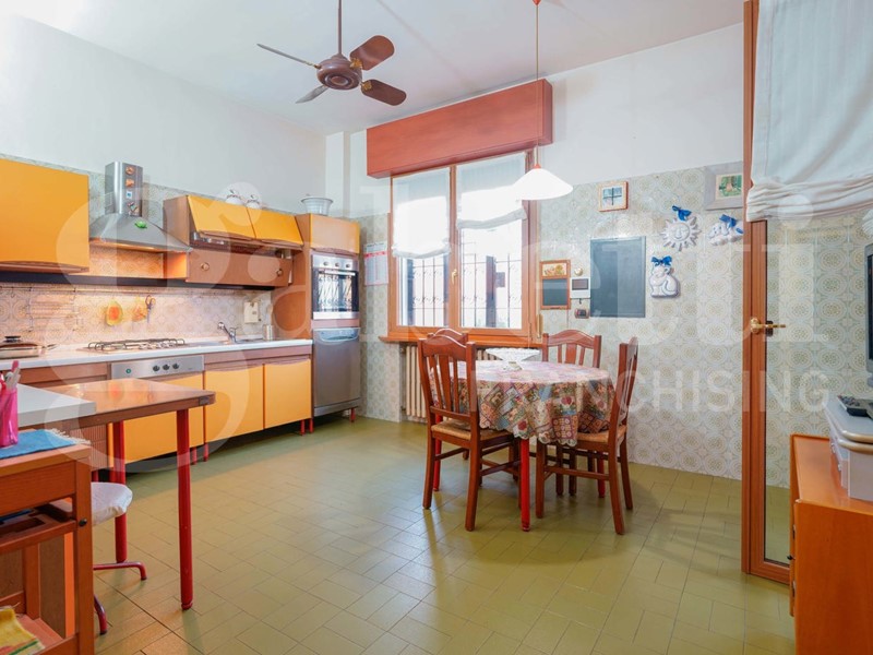 Appartamento in Vendita a Castel Maggiore, 380'000&euro;, 195 m²