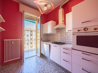 Trilocale in Vendita a Casalecchio di Reno, zona Croce di Casalecchio, 220'000&euro;, 64 m²