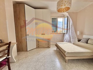 Appartamento in Vendita a Siracusa, zona Epipoli, 168'000&euro;, 130 m²
