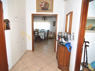 Appartamento in Affitto a Livorno, zona Mastacchi, 1'200&euro;, 90 m², arredato