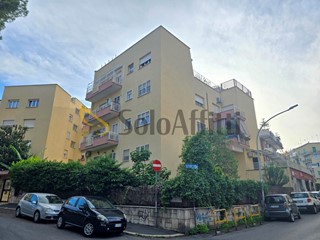 Trilocale in Affitto a Roma, zona Montesacro-Talenti, 1'160&euro;, 84 m², arredato