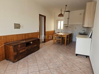Quadrilocale in Vendita a Jesi, 150'000&euro;, 95 m²