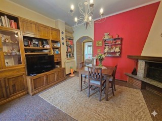 Quadrilocale in Vendita a Luni, zona Casano, 100'000&euro;, 60 m²