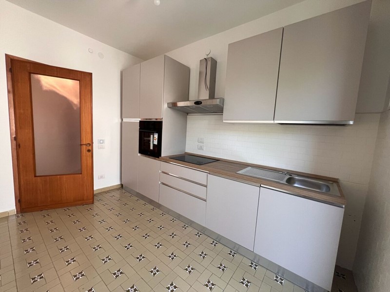 Trilocale in Vendita a Padova, zona Madonna Pellegrina, 300'000&euro;, 110 m²