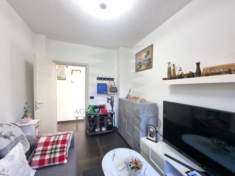 Trilocale in Vendita a Ventimiglia, zona Latte, 165'000&euro;, 63 m²