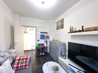 Trilocale in Vendita a Ventimiglia, zona Latte, 165'000&euro;, 63 m²